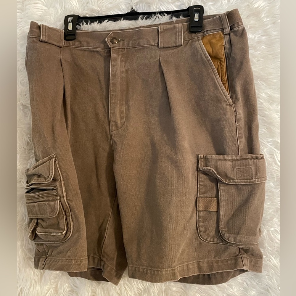 Orvis Men’s Cargo Fishing/Hunting Shorts, Size 38.
